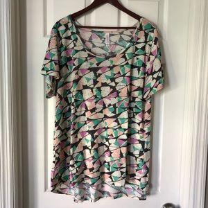 Lularoe Geometric Classic T, Size 2X